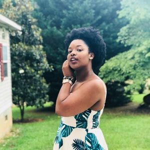 Meet your Posher, Samantha